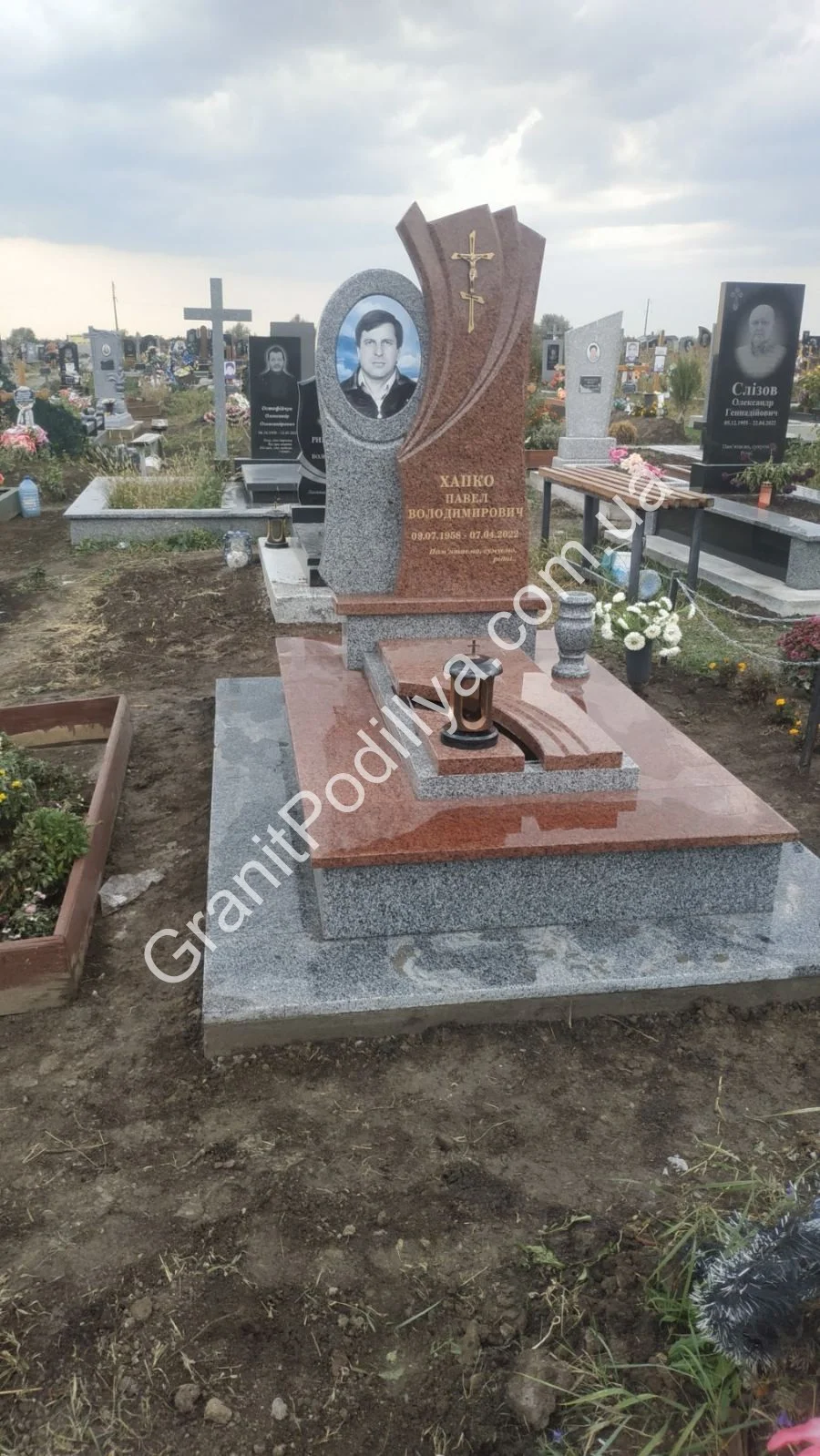 Подвійний пам'ятник з граніту - Кам'янець-Подільський | GranitPodillya